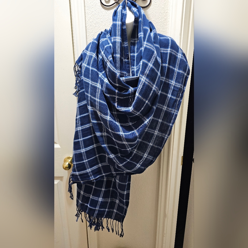 Pashmina Lightweight Cotton Wrap Shawl Royal Blue Plaid With Fringe EUC - Picture 2 of 8